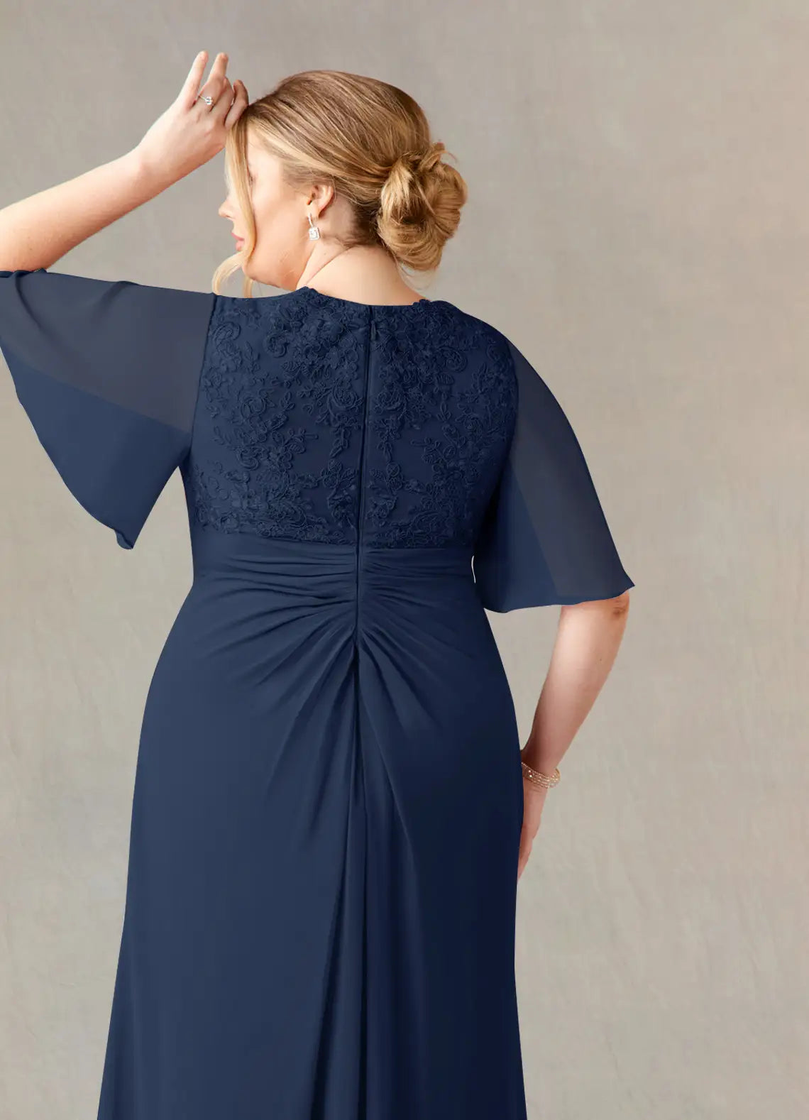 Beautiful Elegant Chiffon A-Line V-Neck Pleated Floor-Length Mother of the Bride Dress