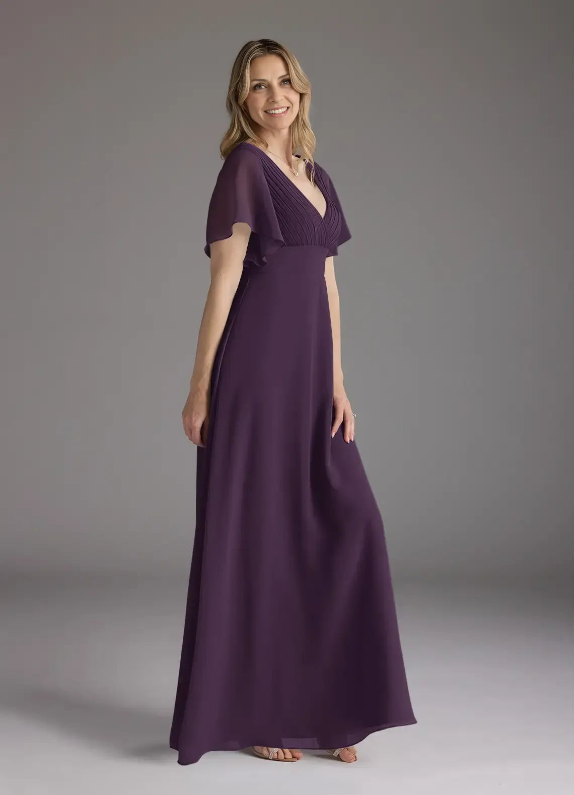 Beautiful Elegant Chiffon A-Line V-Neck Pleated Floor-Length Mother of the Bride Dress