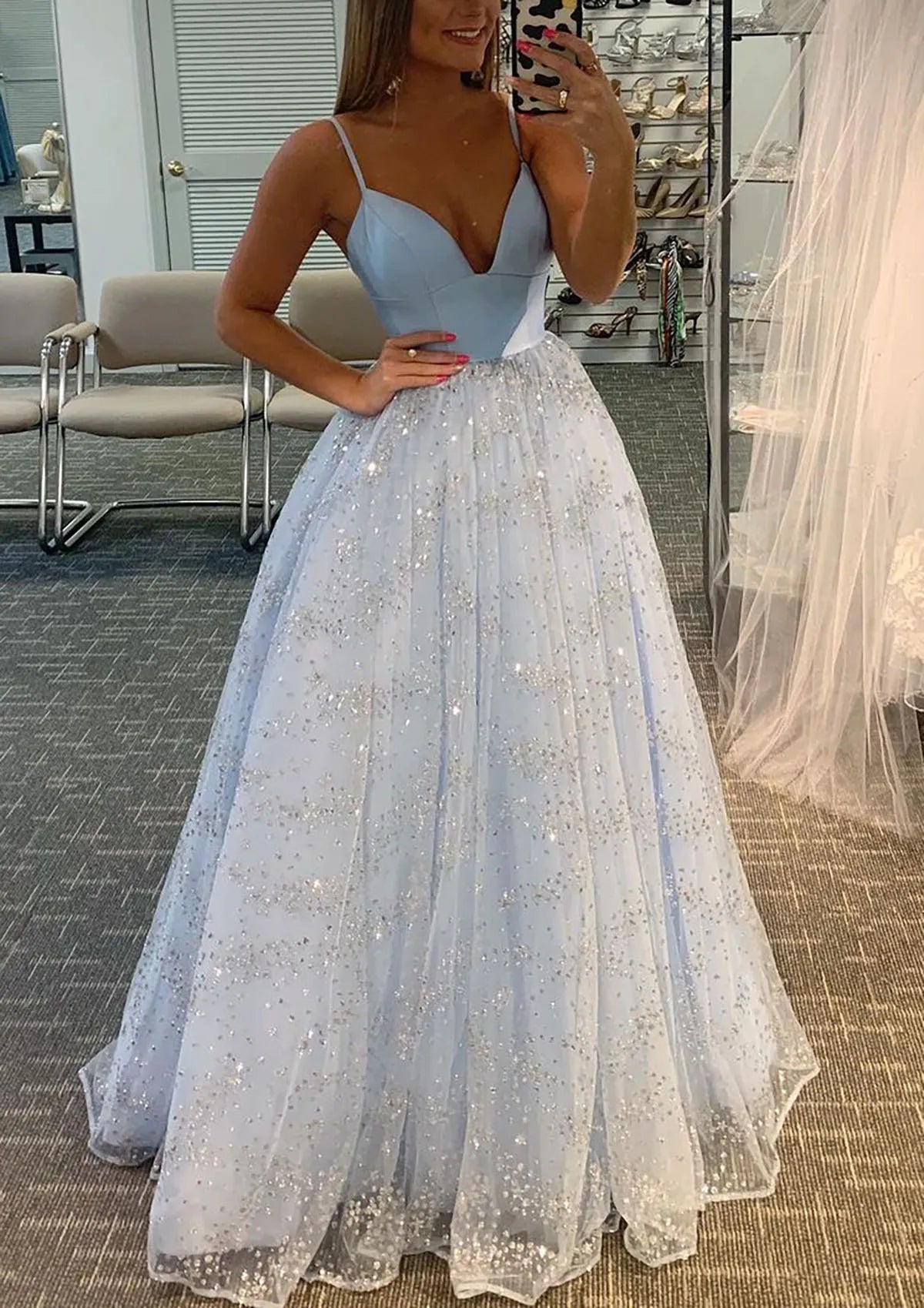 Princess Sweetheart Sleeveless Sweep Train Prom Dress With Glitter