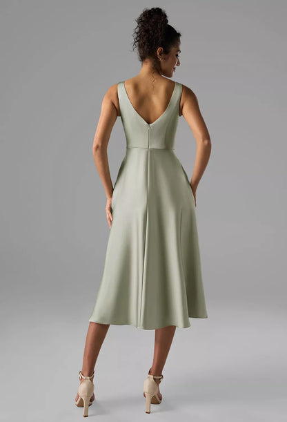 Special Occasion Sophisticated Graceful Stylish Refined Beautiful Elegant Satin A-Line Sleeveless Prom Dress
