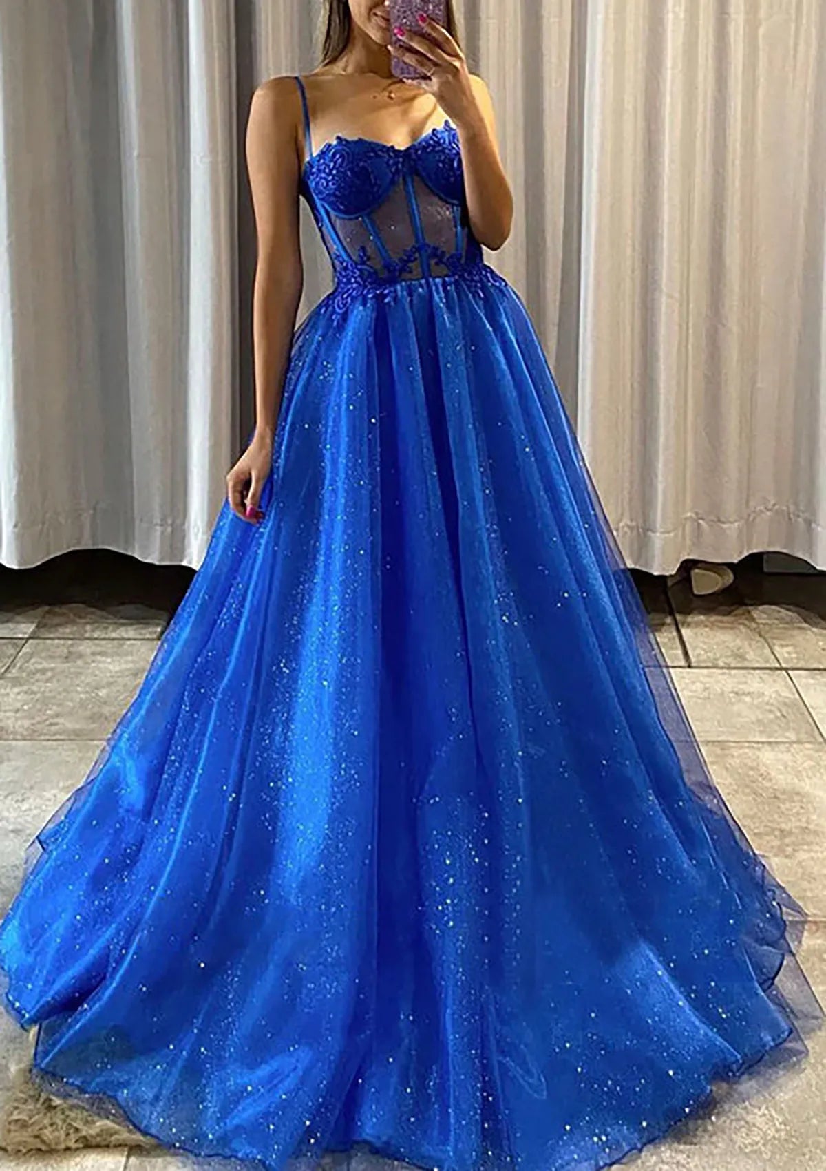 Sweetheart Sleeveless Sweep Train Glitter Prom Dress