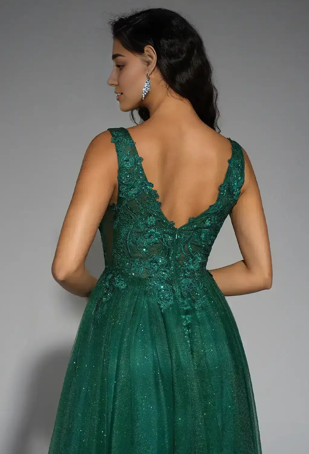 Beautiful Timeless Special Occasion Sophisticated Elegant Tulle A-Line V-Neck Sleeveless Prom Dress