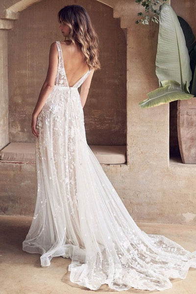 Wedding Dress Sleeveless Chic V-Neck Bridal Gowns With Train