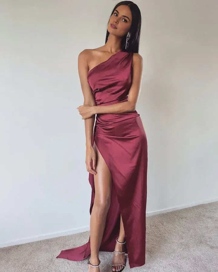 Beautiful Timeless Special Occasion Sophisticated Elegant Burgundy Satin Sleeveless Floor-Length Prom Dress