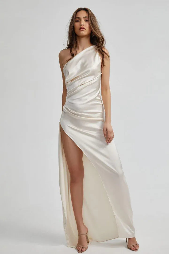 Beautiful Timeless Special Occasion Sophisticated Elegant Red Satin Sleeveless Floor-Length Prom Dress