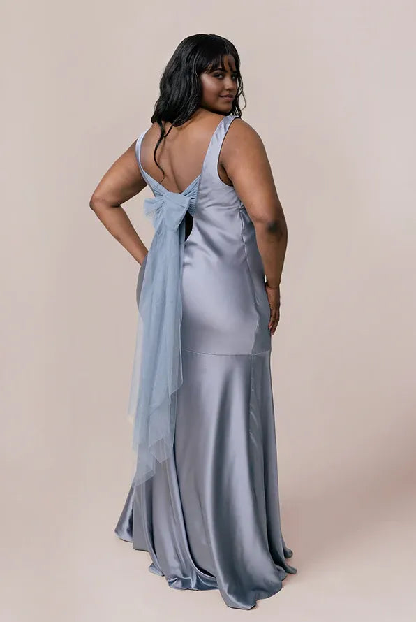 Timeless Elegant Dusty Blue Satin Mermaid Scoop Neck Sleeveless Floor-Length Prom Dress