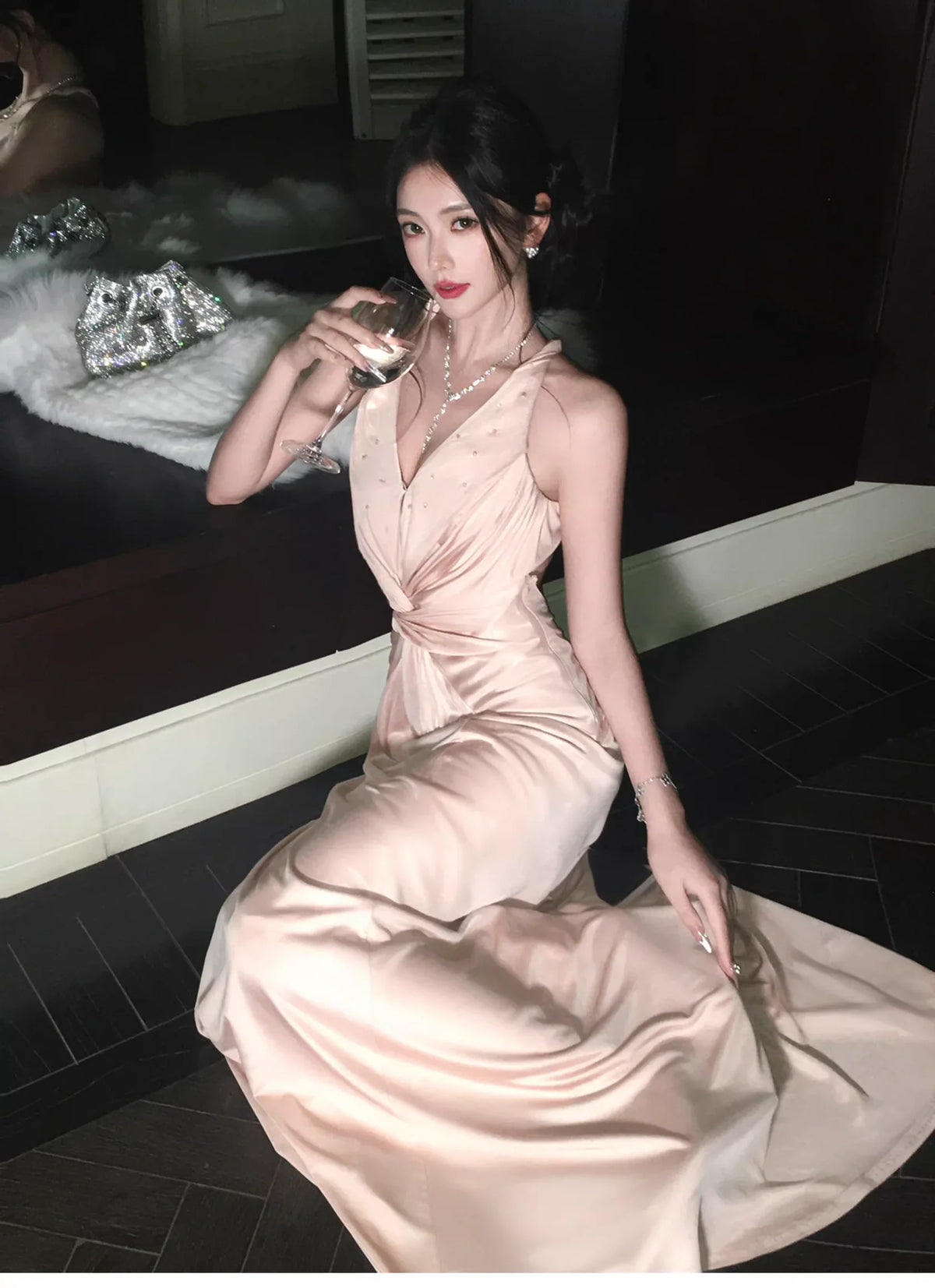 Coral Alluring Mermaid Halter-Neck Ruched Powder Long Party Dresses