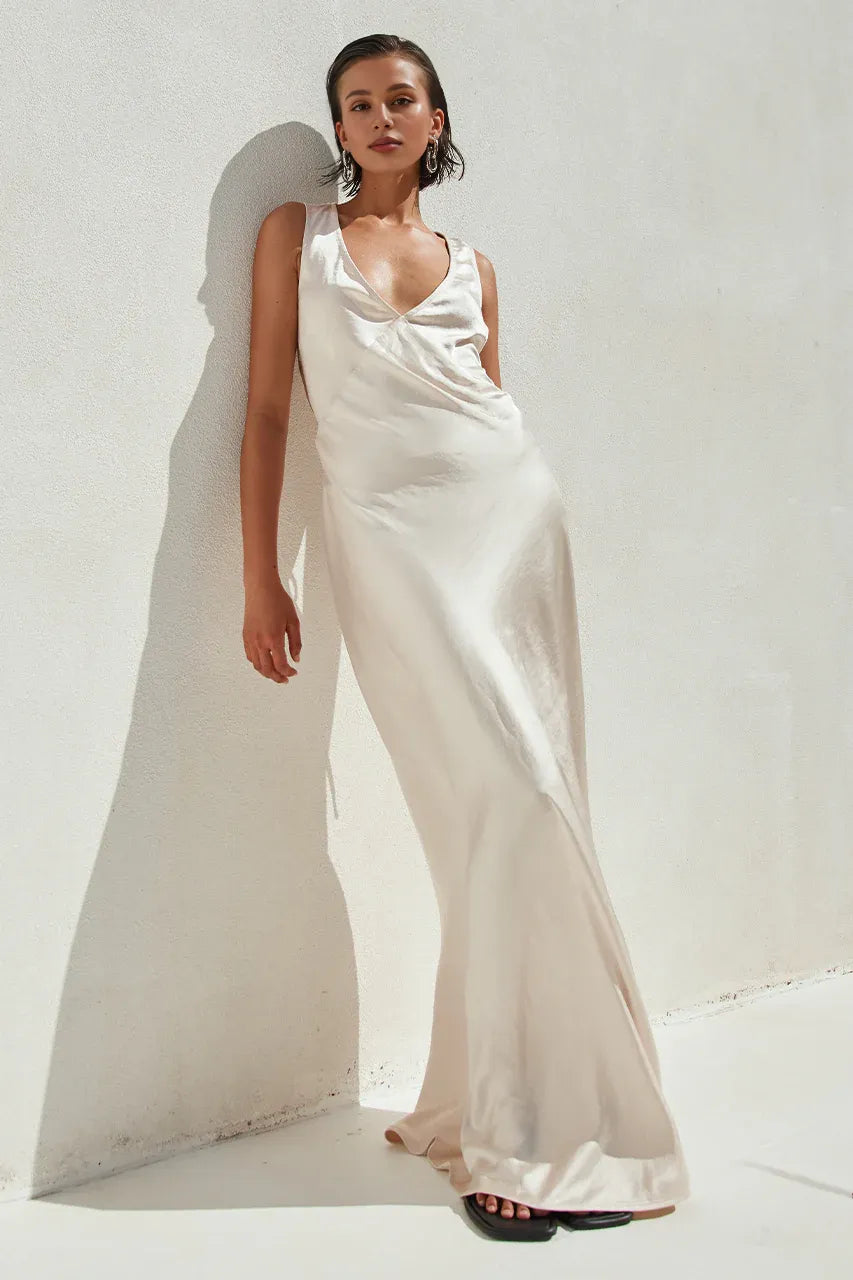 Special Occasion Sophisticated Graceful Stylish Refined Elegant Champagne Satin Sheath Sleeveless Prom Dress