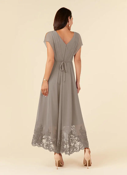 Graceful Stylish Refined Elegant Chiffon A-Line V-Neck Mother of the Bride Dress