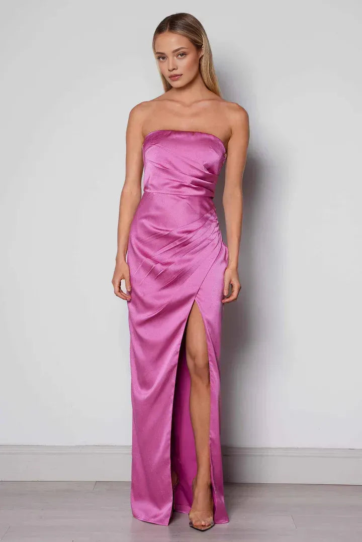 Stylish Refined Beautiful Timeless Chic Elegant Red Satin Sleeveless Floor-Length Prom Dress