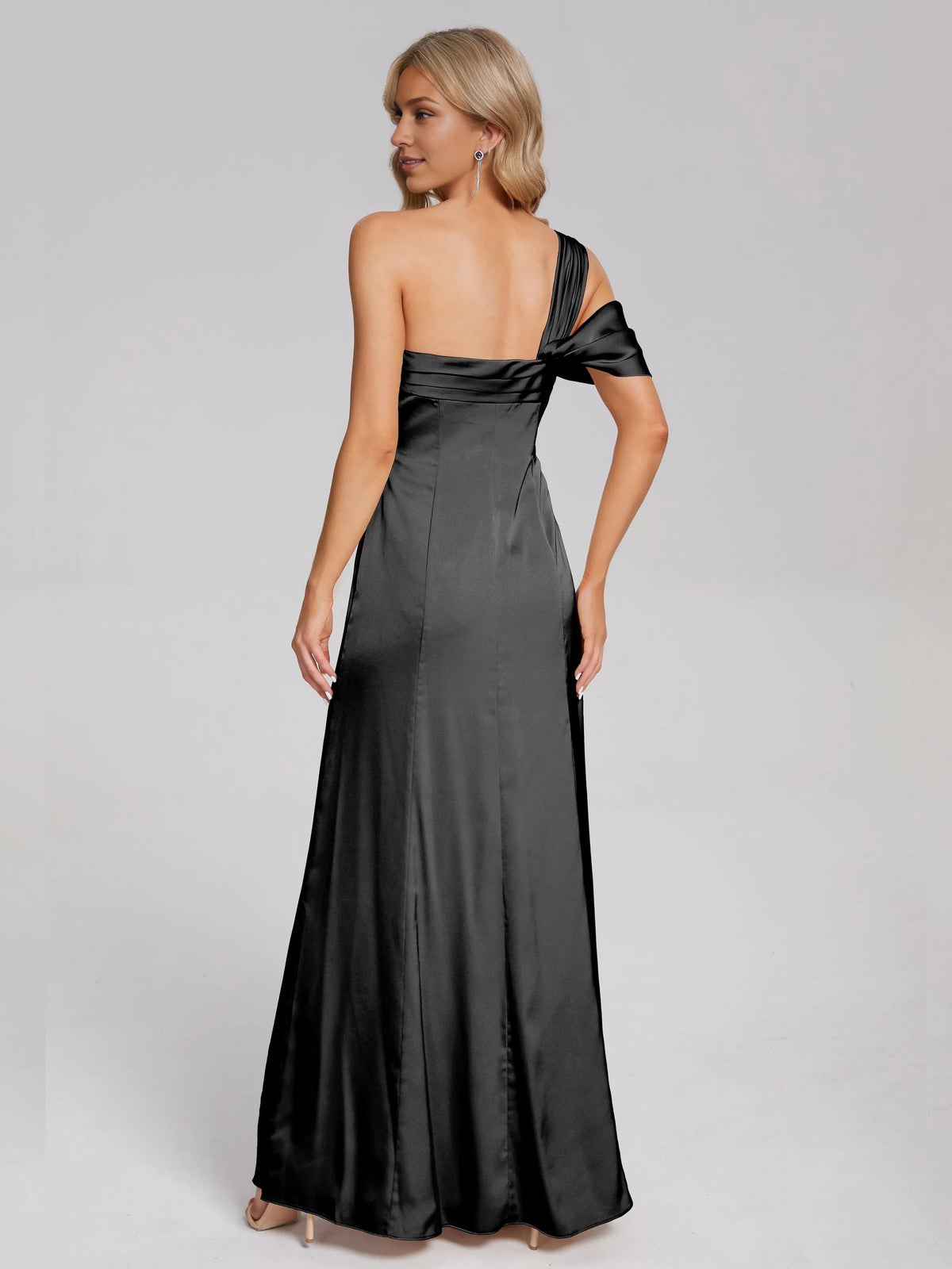 Stylish Refined Beautiful Timeless Chic Elegant Black Satin Sheath Sleeveless Prom Dress