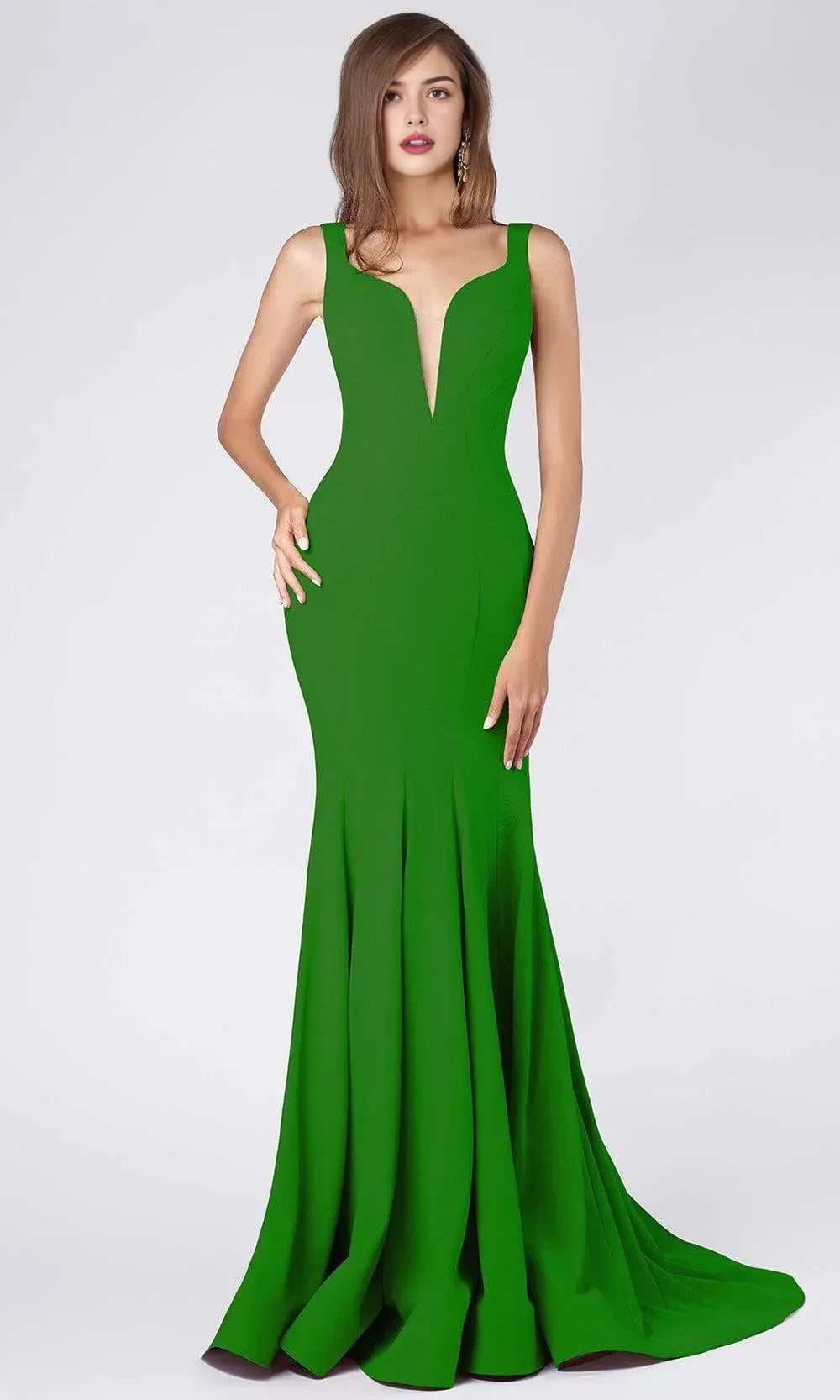 Black Mermaid Evening Dress with Plunging Sweetheart Neckline Sleeveless Design and Flared Train for Glamorous Occasions