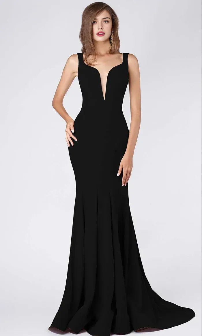 Black Mermaid Evening Dress with Plunging Sweetheart Neckline Sleeveless Design and Flared Train for Glamorous Occasions