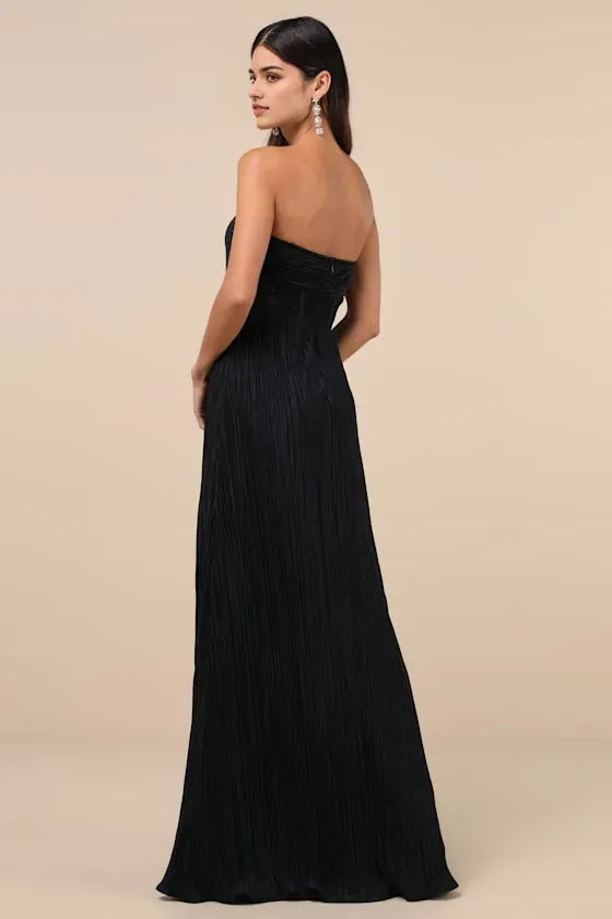 Black Strapless Prom Dress with Pleated Textured Skirt Sheer Bodice Cutout High-Thigh Slit Perfect for Formal Galas