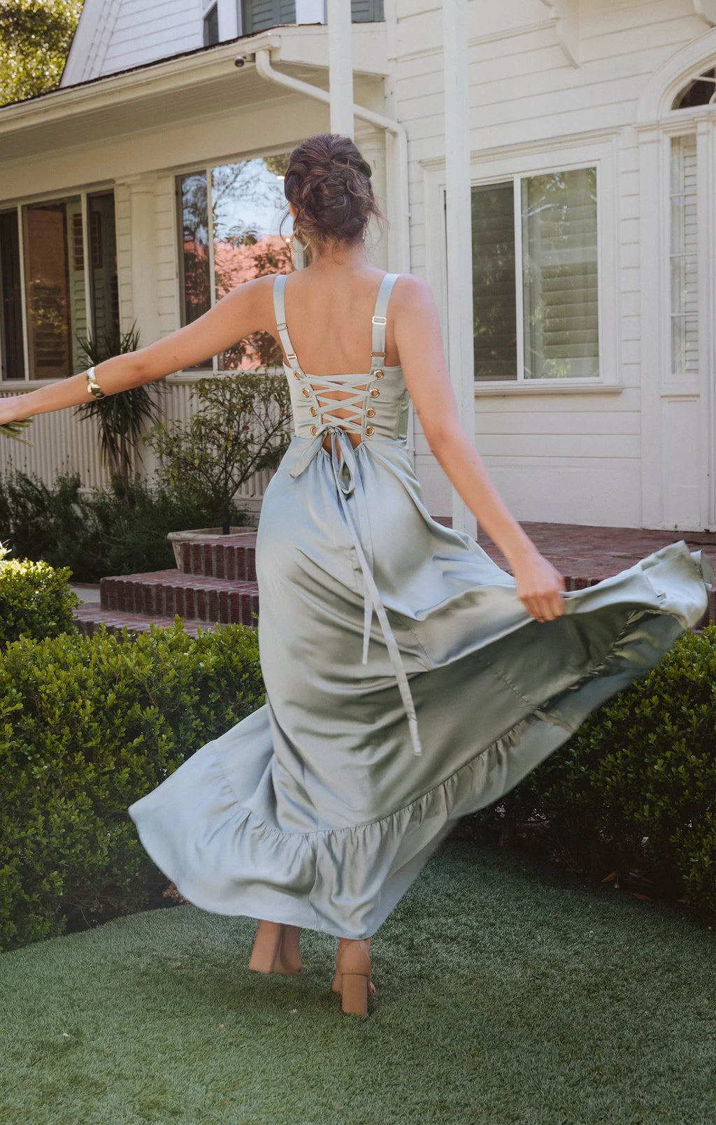 Beautiful Timeless Special Occasion Sophisticated Graceful Elegant Square Neck Sleeveless Prom Dress