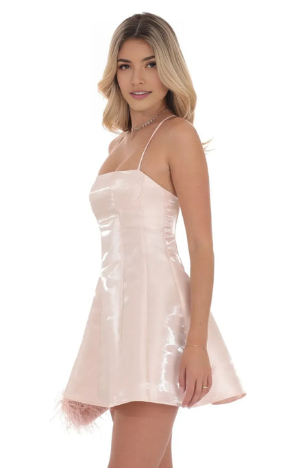 Luxurious Pink A-Line Square-Neck Sleeveless Classic-Back Mini-Length Homecoming Dress