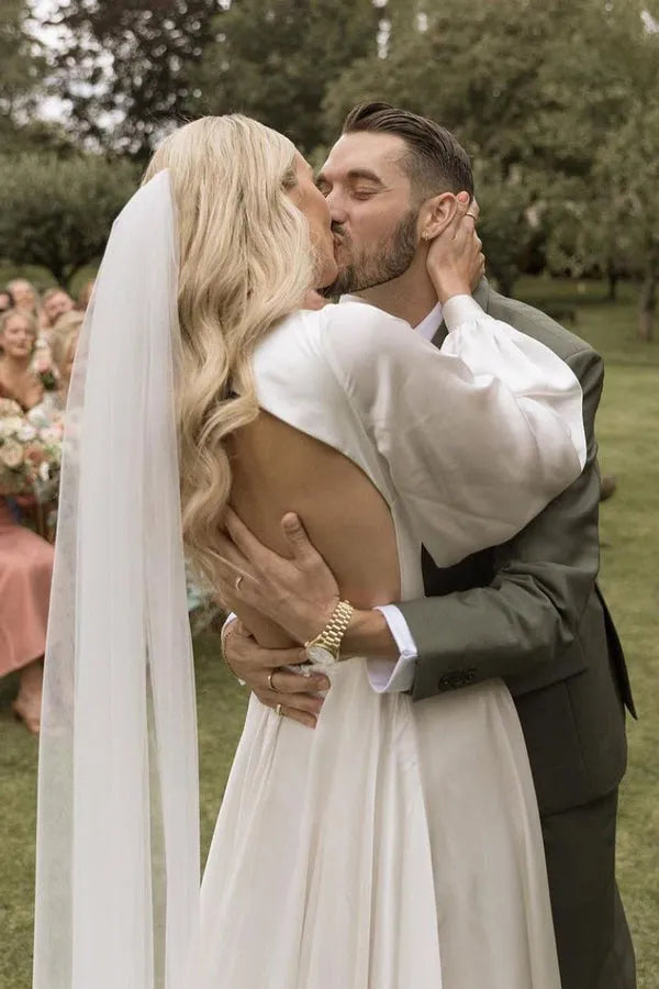 Bohemian A-Line V-Neck Bishop-Sleeve Open-Back Sweep-Train Wedding Dresses
