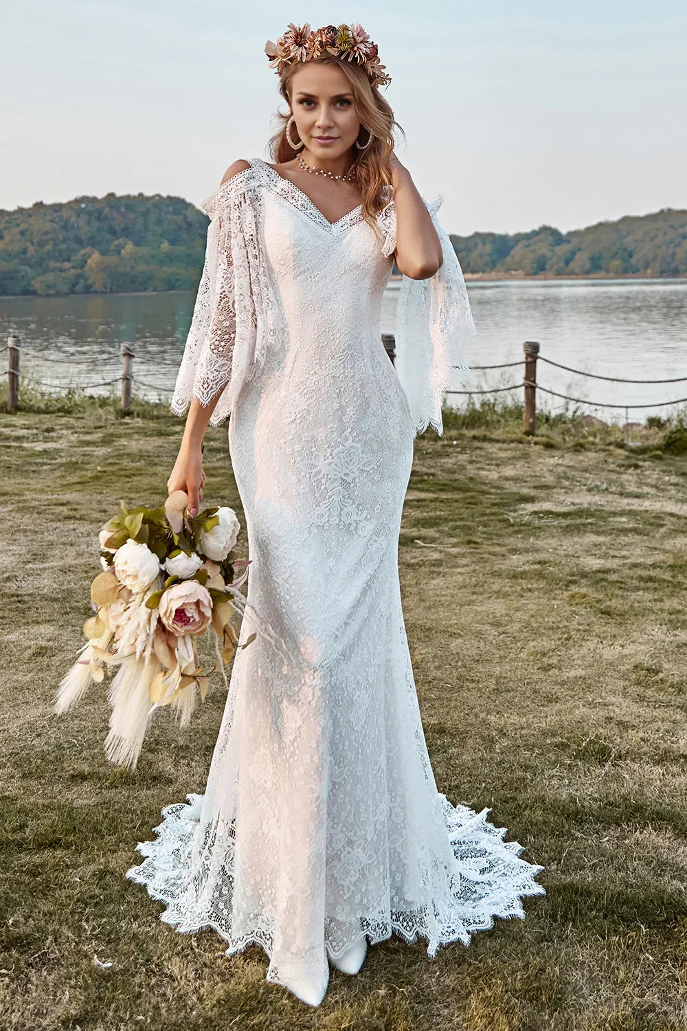 Special Occasion Sophisticated Graceful Stylish Refined Elegant Ivory Lace Mermaid Wedding Dress