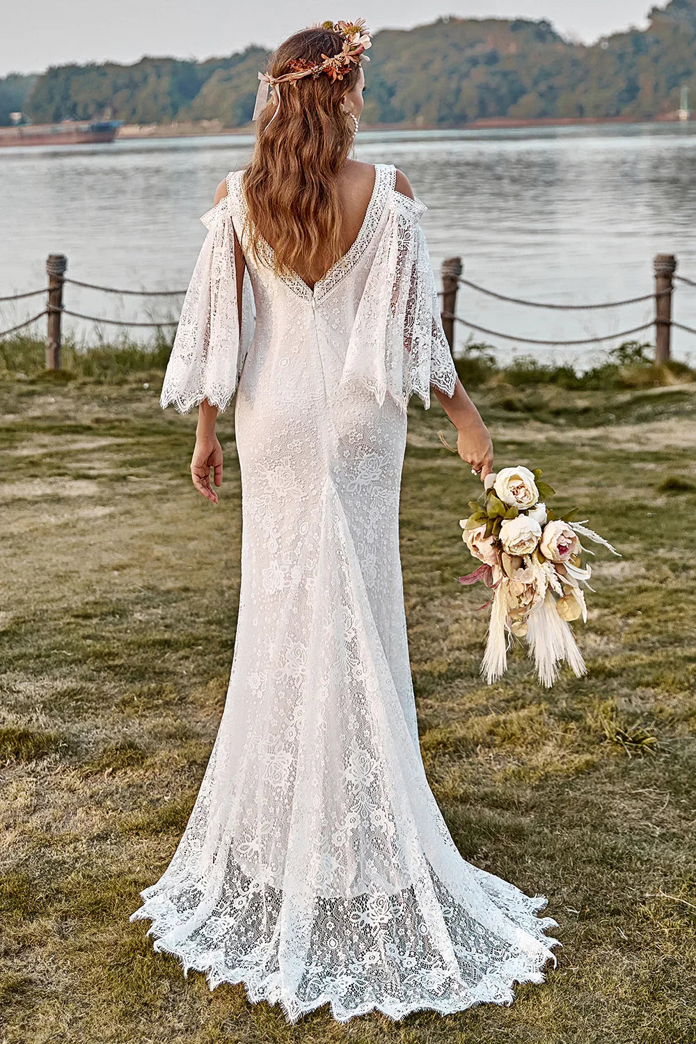 Special Occasion Sophisticated Graceful Stylish Refined Elegant Ivory Lace Mermaid Wedding Dress