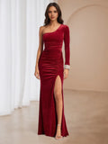 Burgundy One Shoulder Prom Dress with Ruched Detailing and High Slit A Sophisticated Choice for Glamorous Evenings