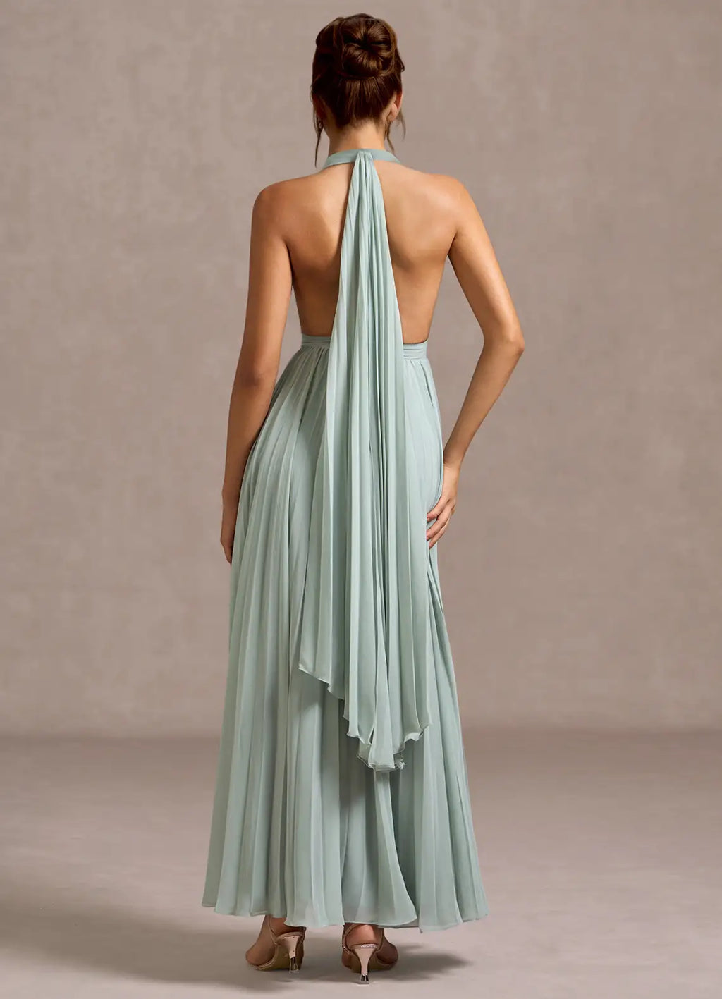 Refined Beautiful Timeless Elegant Sage Green A-Line Halter Sleeveless Floor-Length Evening Dress