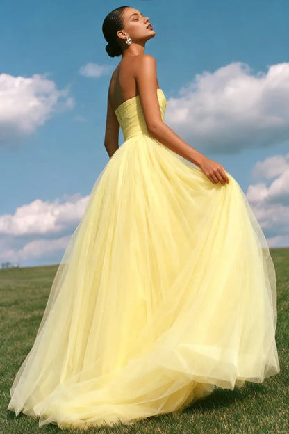 Timeless Special Occasion Sophisticated Elegant Yellow Tulle A-Line Sweetheart Sleeveless Prom Dress