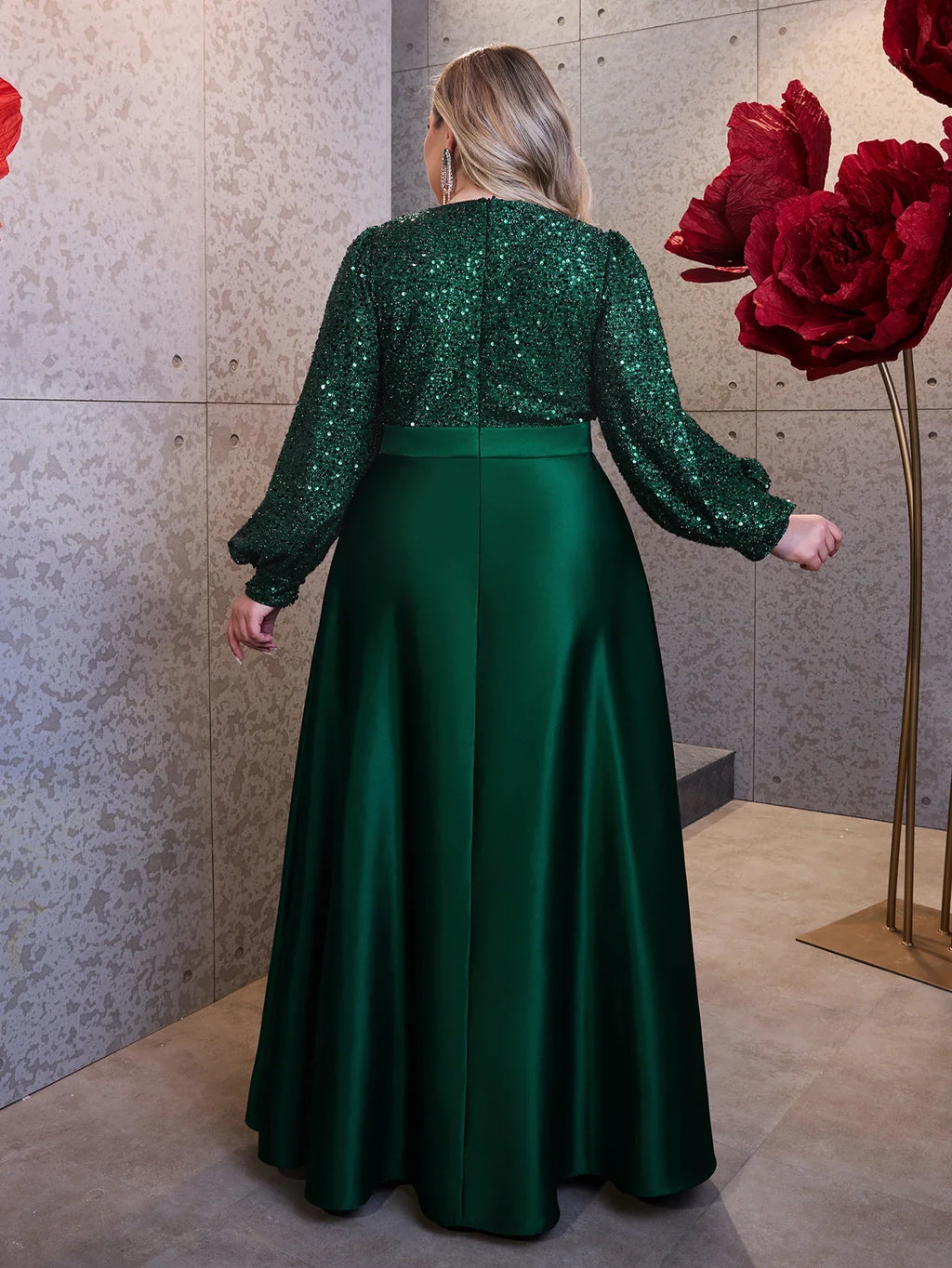 Special Occasion Sophisticated Elegant Emerald Green Satin A-Line Long Sleeve Floor-Length Prom Dress