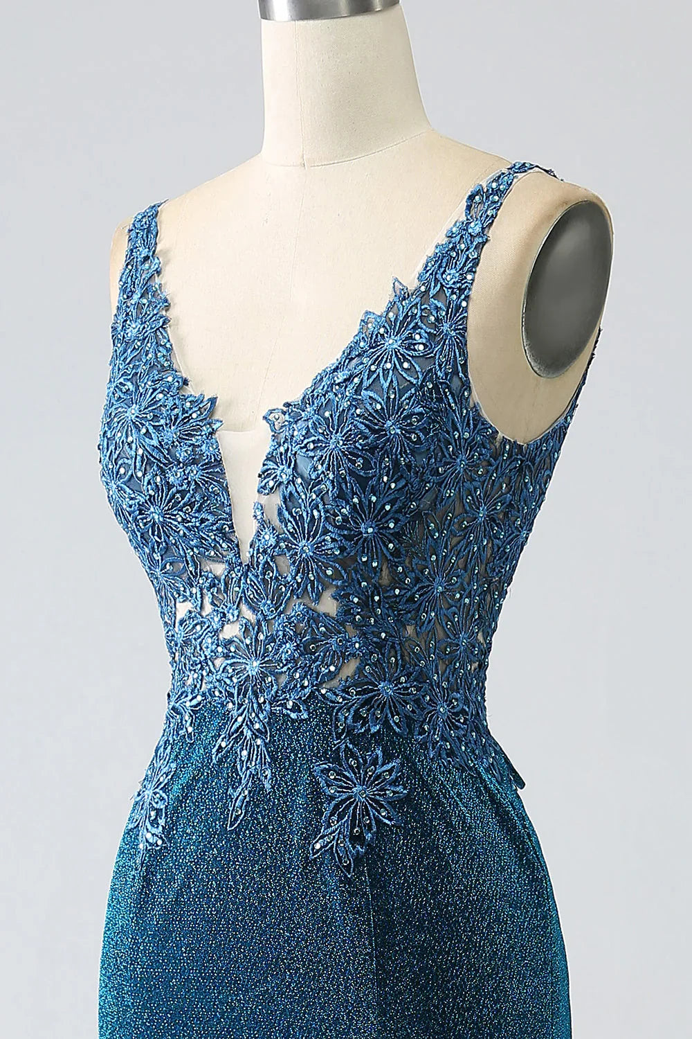 Beautiful Timeless Special Occasion Elegant Red Lace Mermaid V-Neck Sleeveless Prom Dress