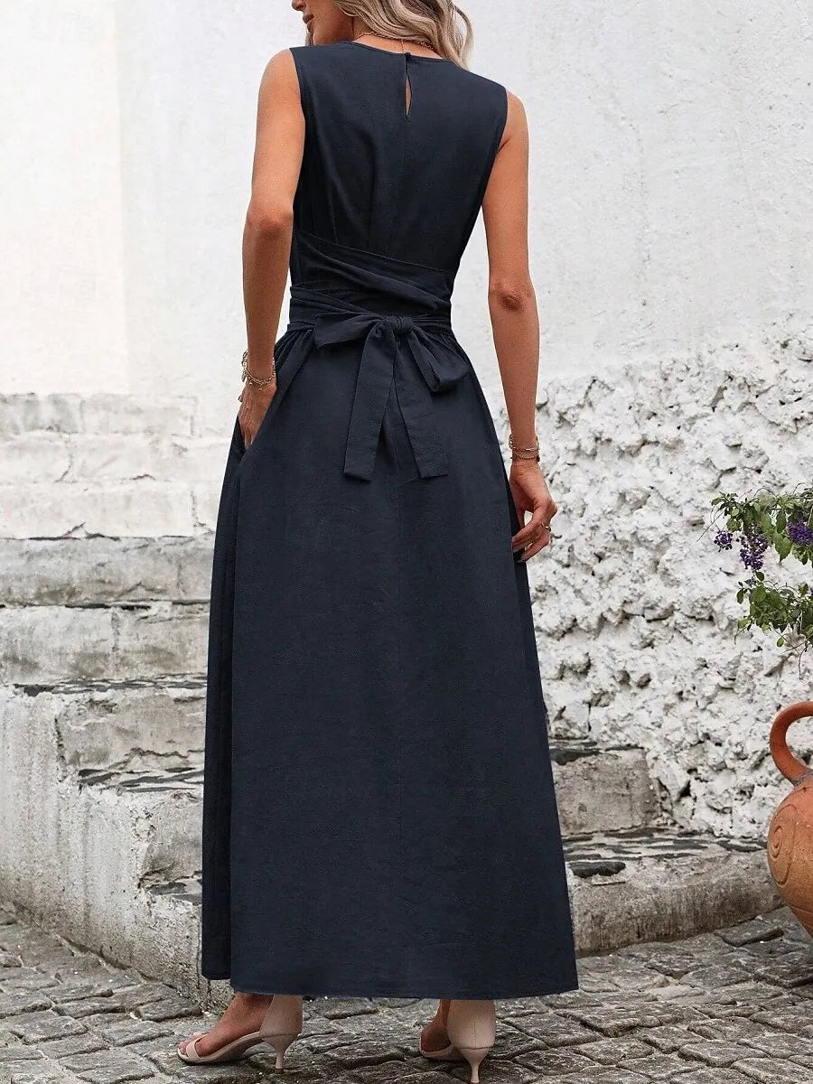 Green Crew Neck Sleeveless Belted Emerald Maxi Prom Dress With Pocket