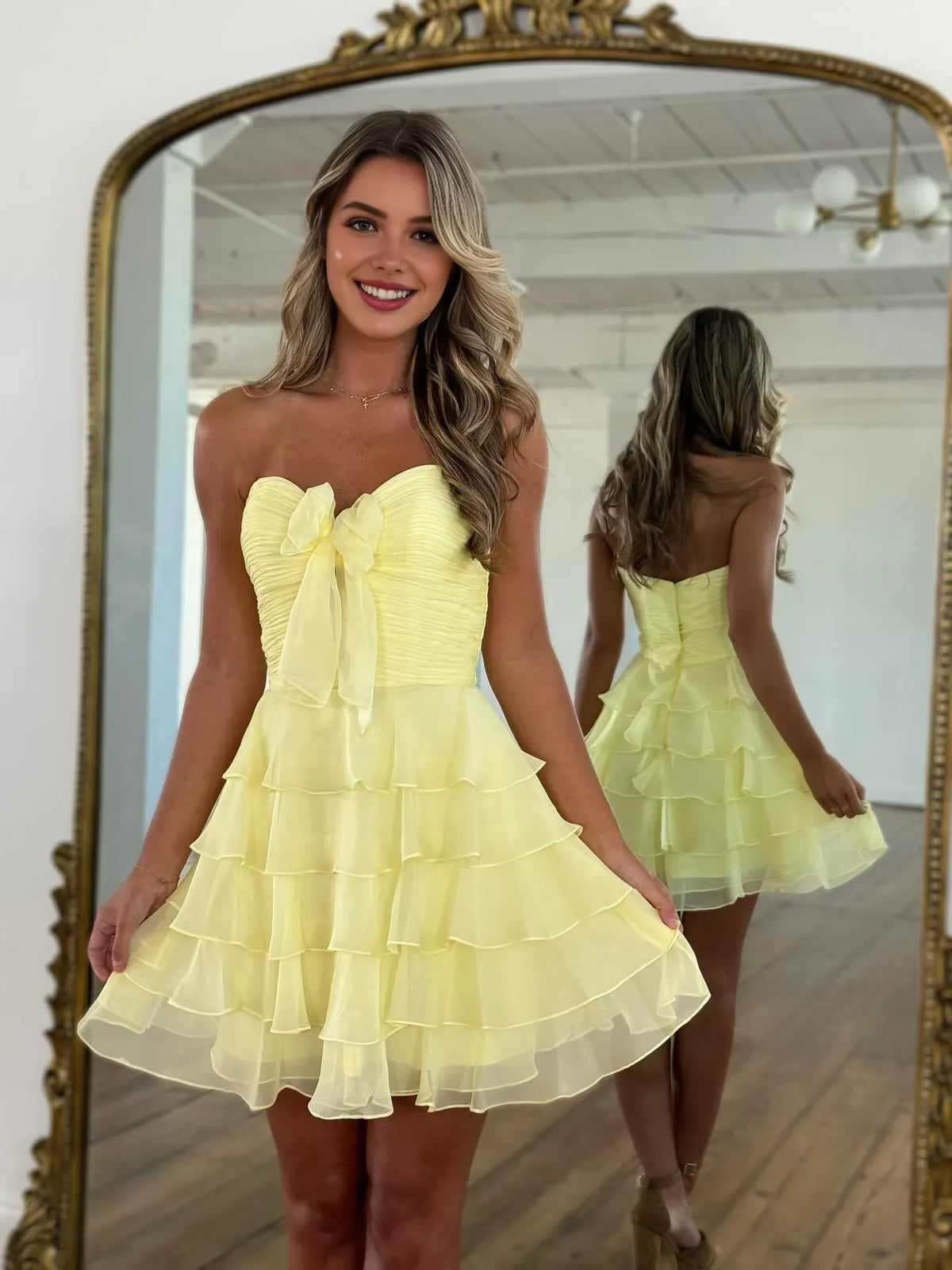 Timeless Special Occasion Sophisticated Graceful Elegant A-Line Sweetheart Sleeveless Mini Homecoming Dress