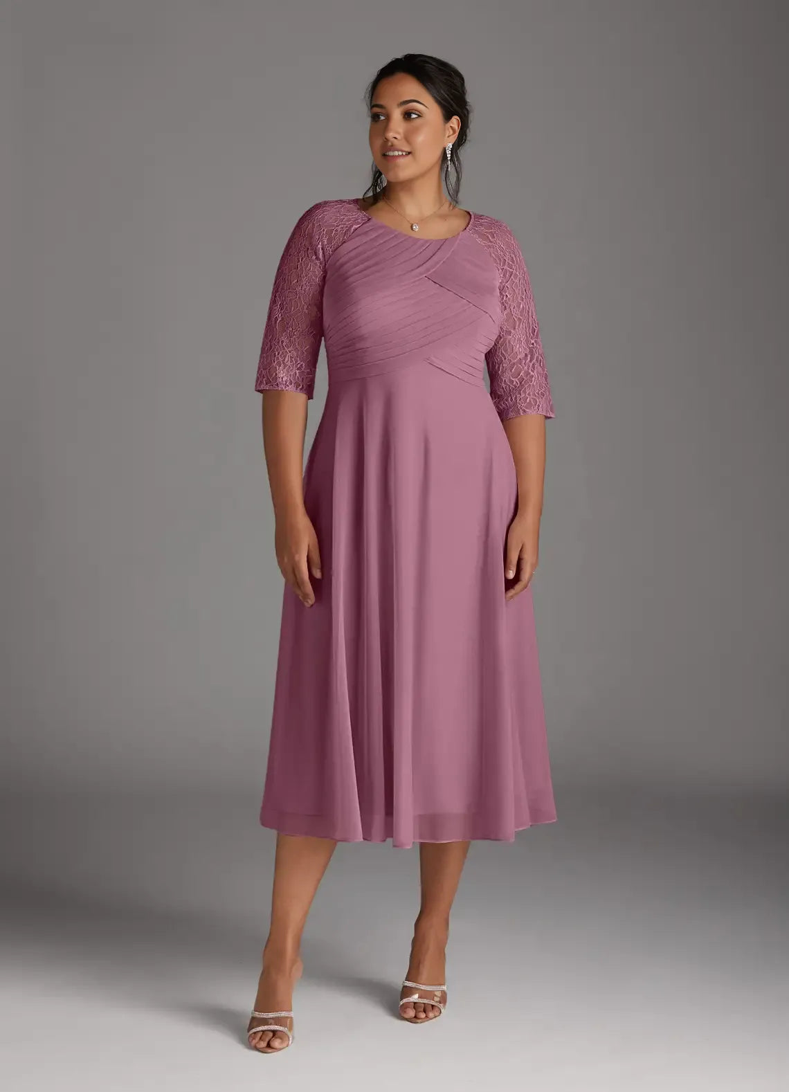 Elegant Dusty Rose Chiffon A-Line Scoop Neck Tea-Length Mother of the Bride Dress