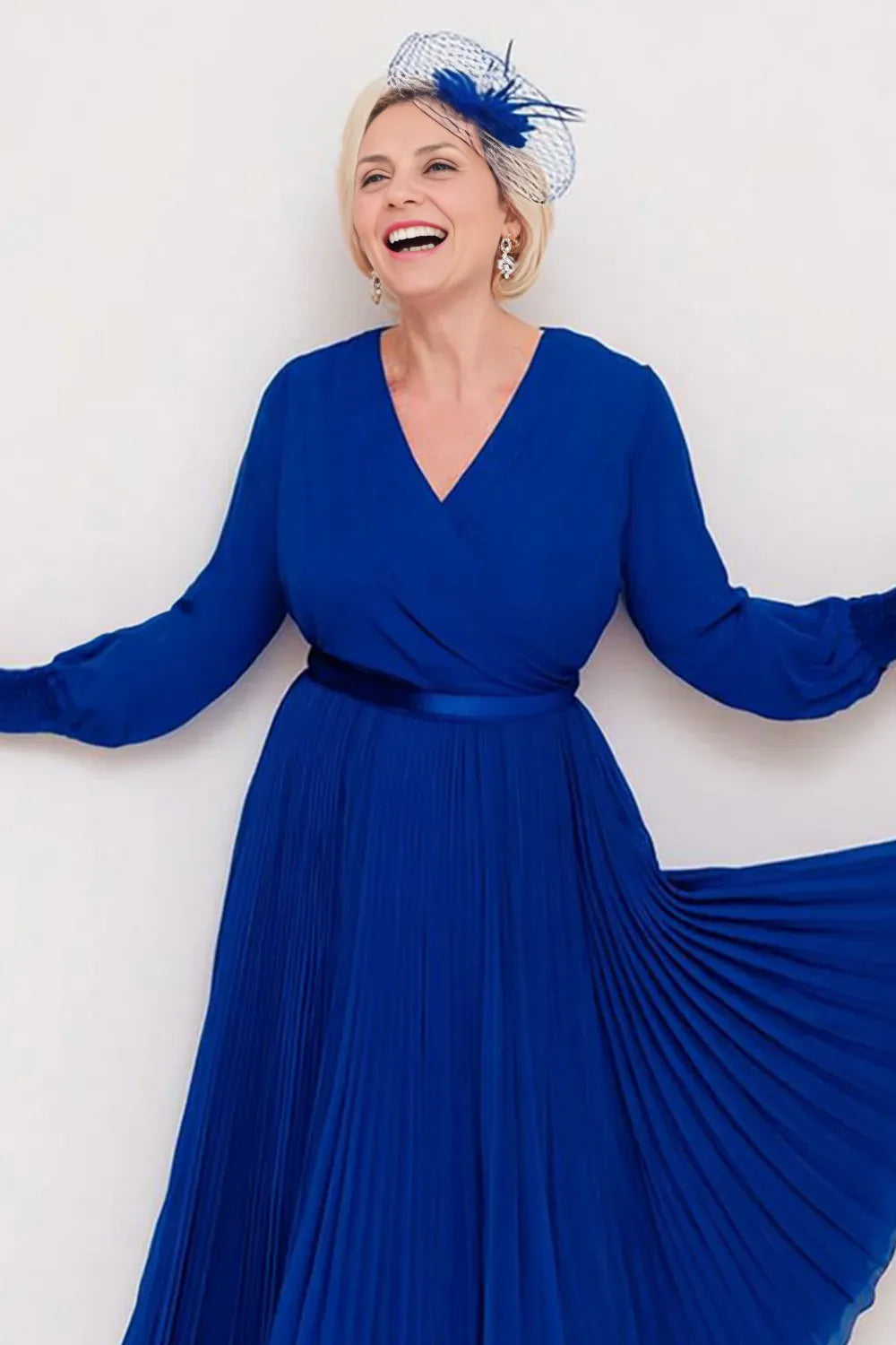 Elegant Royal Blue A-Line V-Neck Long Sleeve Tea-Length Mother of the Bride Dress