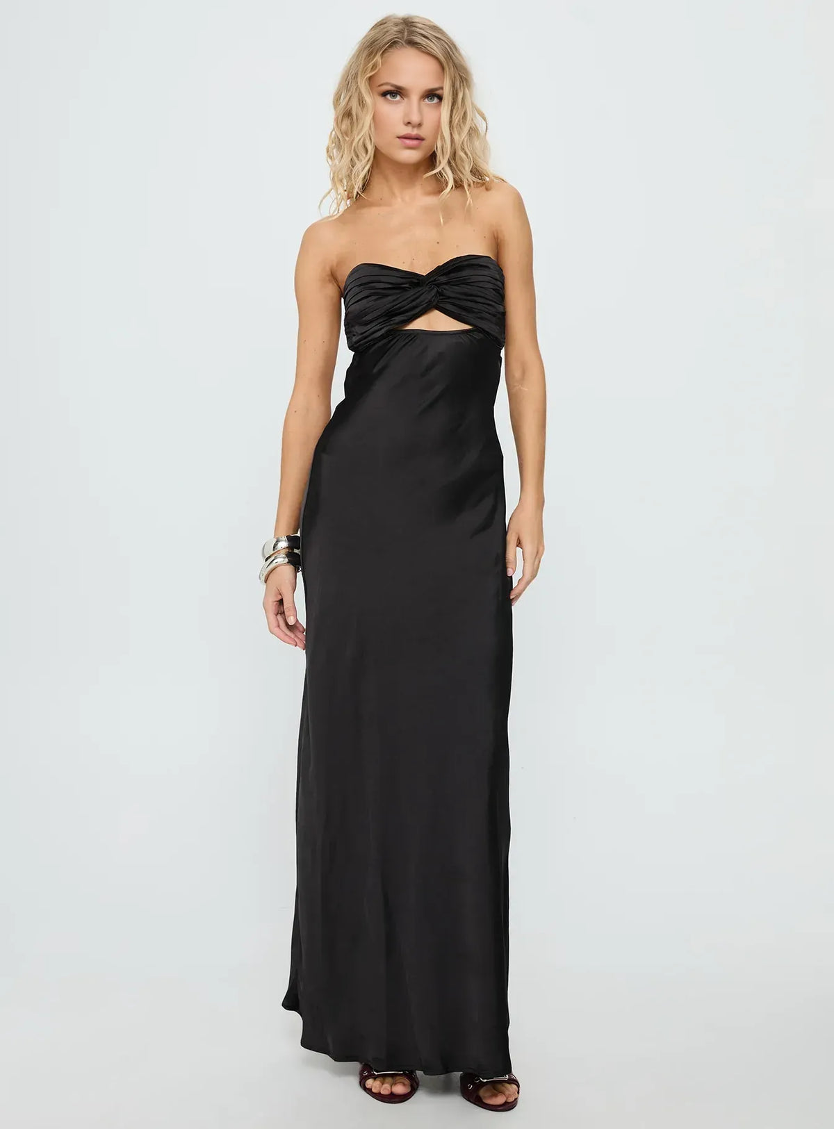 Refined Beautiful Timeless Chic Elegant Black Satin Strapless Backless Floor-Length Prom Dress