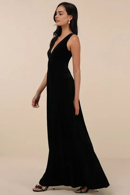 Chic Black A-Line V-Neck Sleeveless Classic-Back Floor-Length Evening Dress