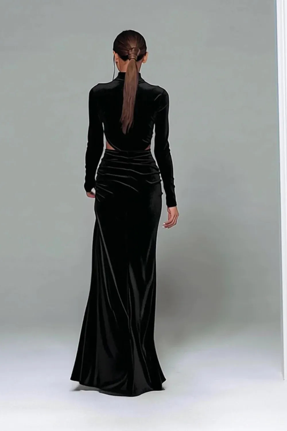 Stylish Elegant Black Velvet Sheath High Neck Long Sleeve Floor-Length Evening Dress