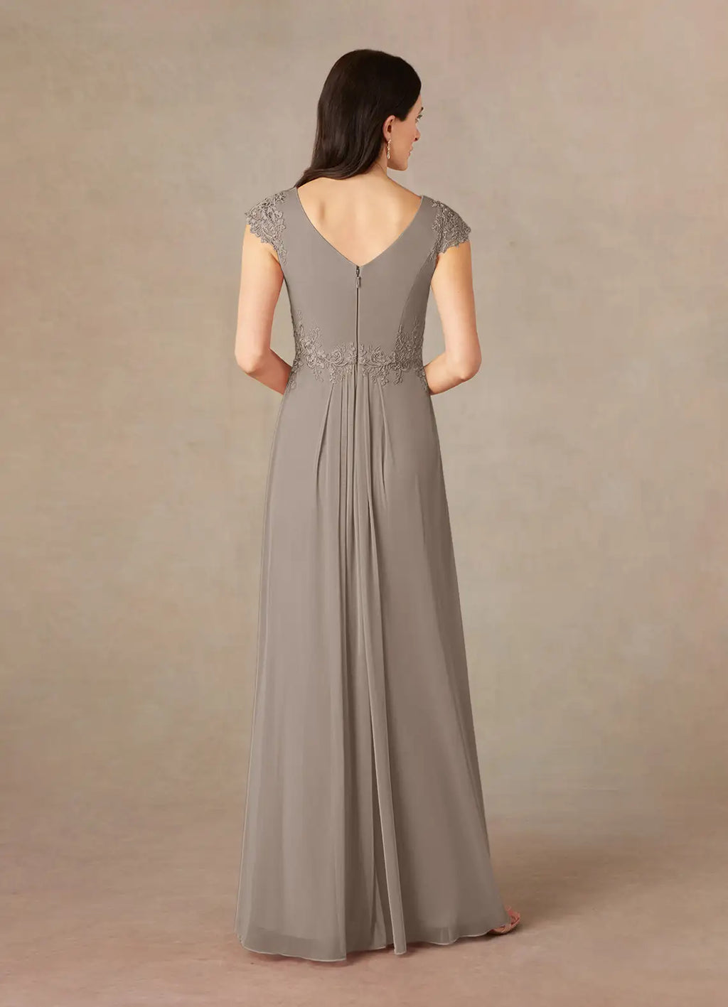 Taupe Mermaid Mother of the Bride Dress with Boat Neckline Ruched Skirt and Cap Sleeves