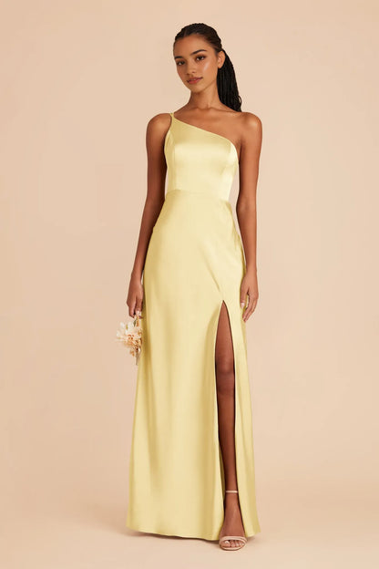 Luxurious Red Slit A-Line One-Shoulder Classic-Sleeve Classic-Back Floor-Length Prom Dress