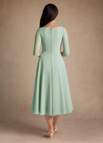 Refined Beautiful Elegant Chiffon A-Line Pleated Mini Mother of the Bride Dress