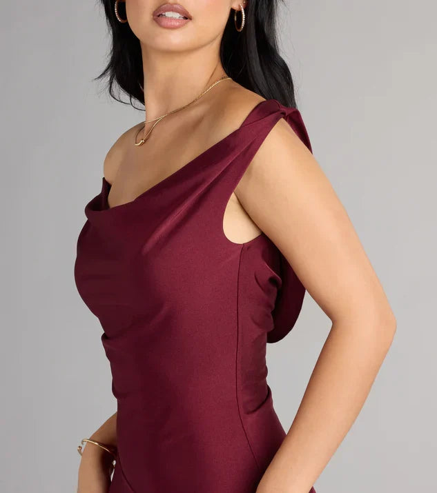 Stylish Refined Beautiful Timeless Elegant Sequin A-Line Cowl Sleeveless Mini Homecoming Dress