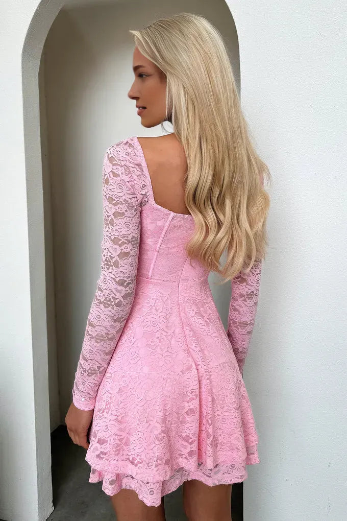 Chic Elegant Red Lace A-Line Square Neck Long Sleeve Mini Homecoming Dress