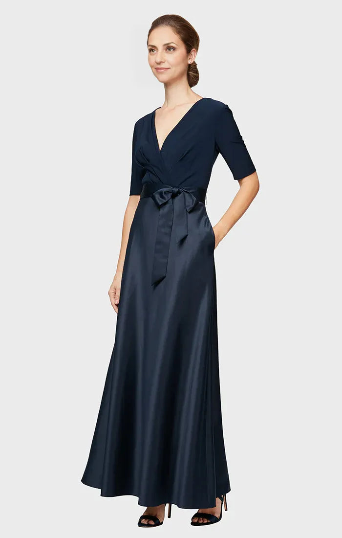 Elegant Blue Satin A-Line Short Sleeve Floor-Length Mother of the Bride Dress