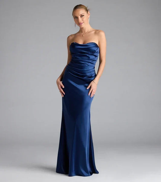 Luxurious Black Mermaid Sweetheart Classic-Sleeve Classic-Back Floor-Length Bridesmaid Dress