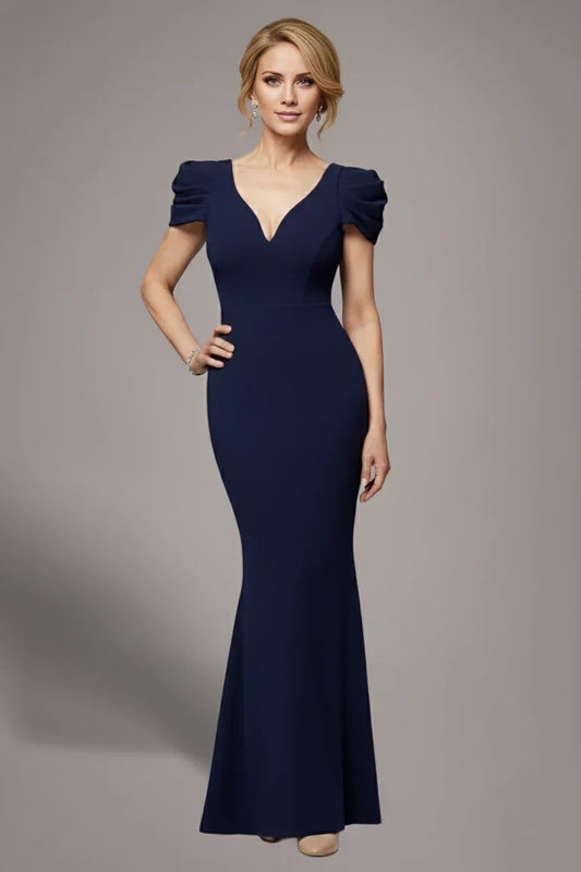 Elegant White Mermaid V-Neck Long-Sleeve Open-Back Floor-Length Mother-of-the-Bride Dress