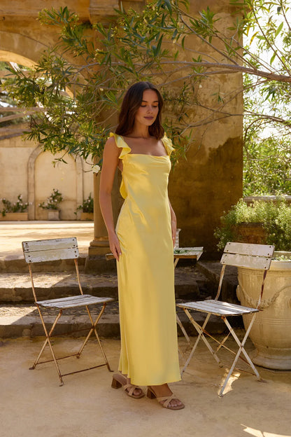 Graceful Stylish Elegant Yellow Lace Sheath Square Neck Sleeveless Floor-Length Prom Dress