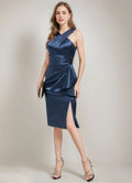 Column Criss Cross Knee-Length Ruched Mother of the Bride Dresses with Ruffles Side Slit