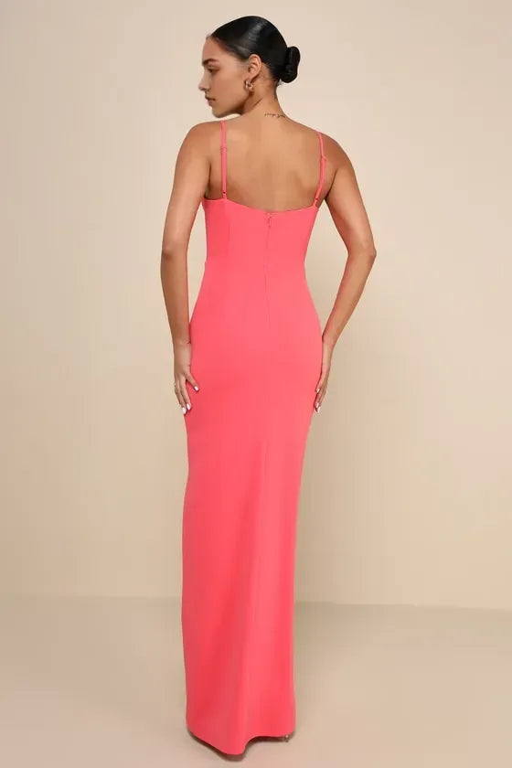 Coral Pink Bodycon Prom Dress with Sweetheart Neck line Spaghetti Straps Side Slit A Glamorous Choice for Formal Occasions