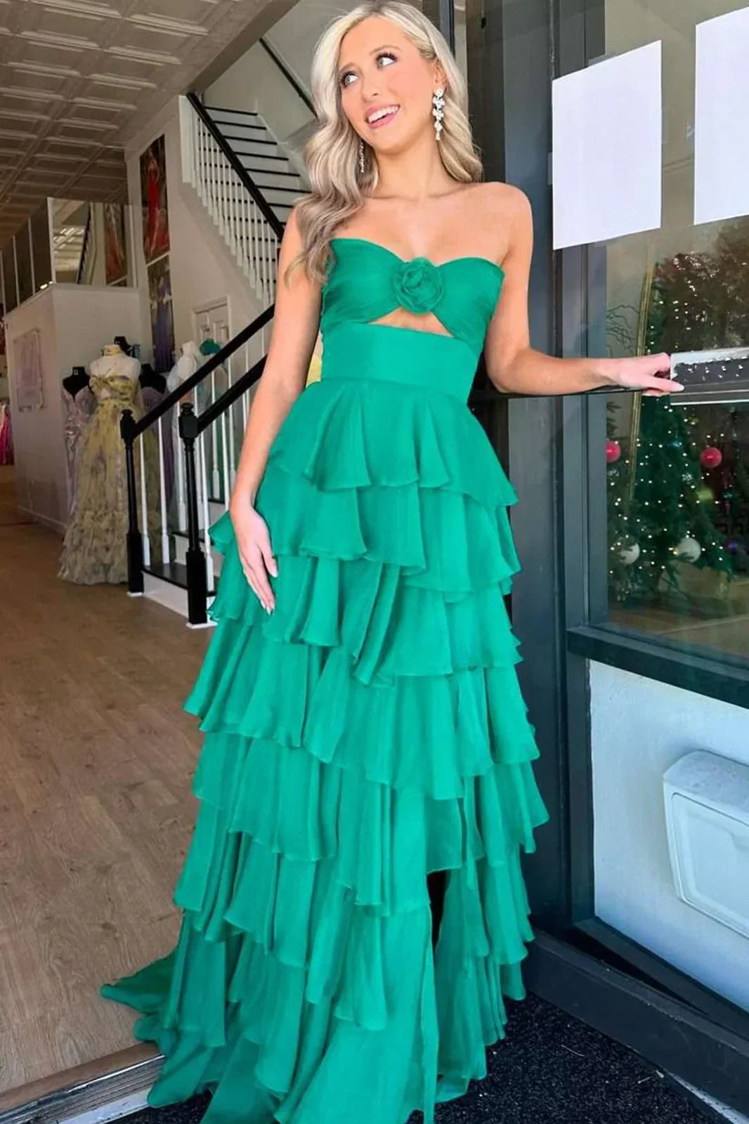 Stylish Refined Beautiful Timeless Elegant Red A-Line Strapless Sleeveless Floor-Length Prom Dress