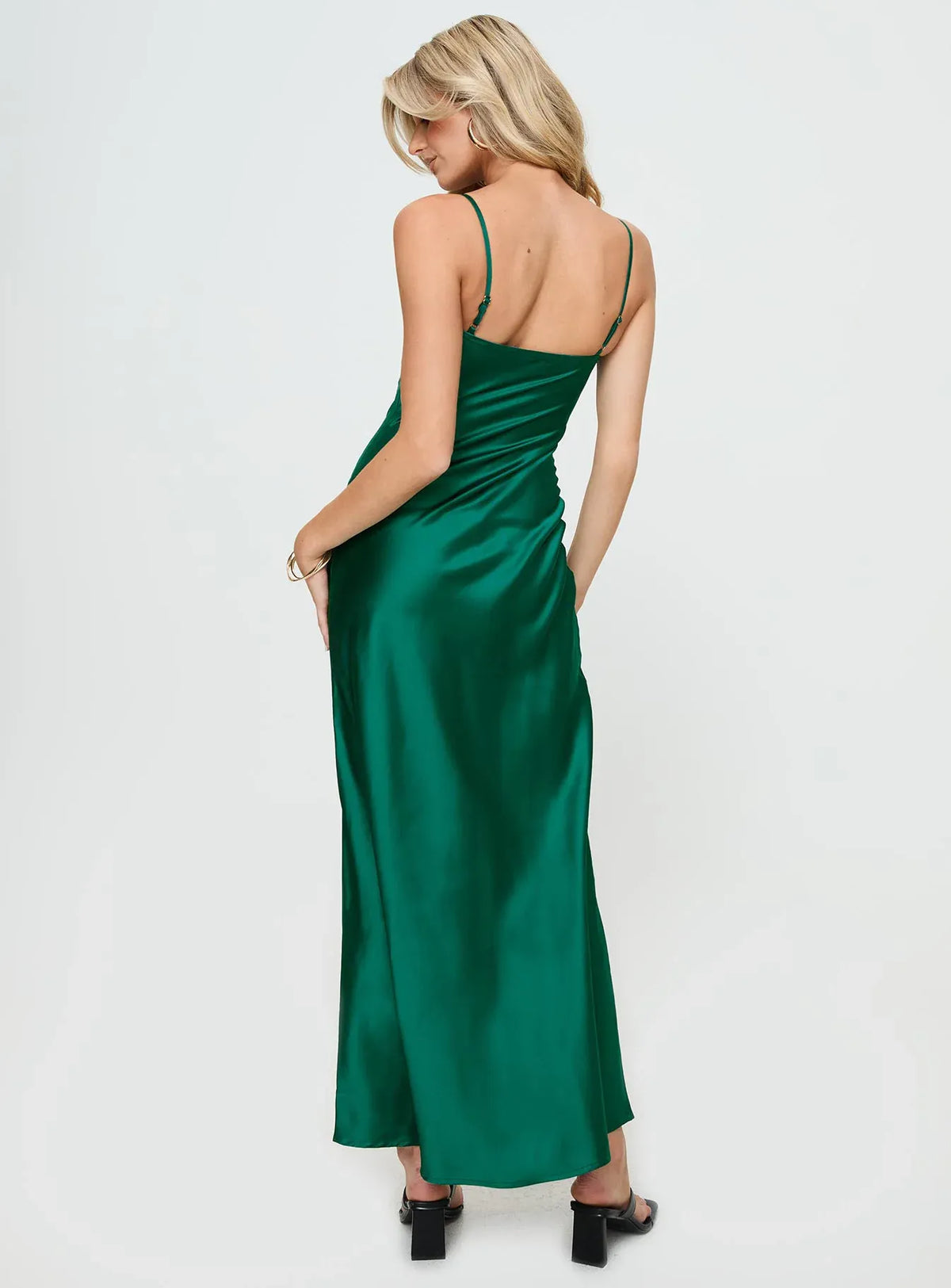 Stylish Refined Beautiful Timeless Elegant Emerald Green Satin Sleeveless Floor-Length Prom Dress