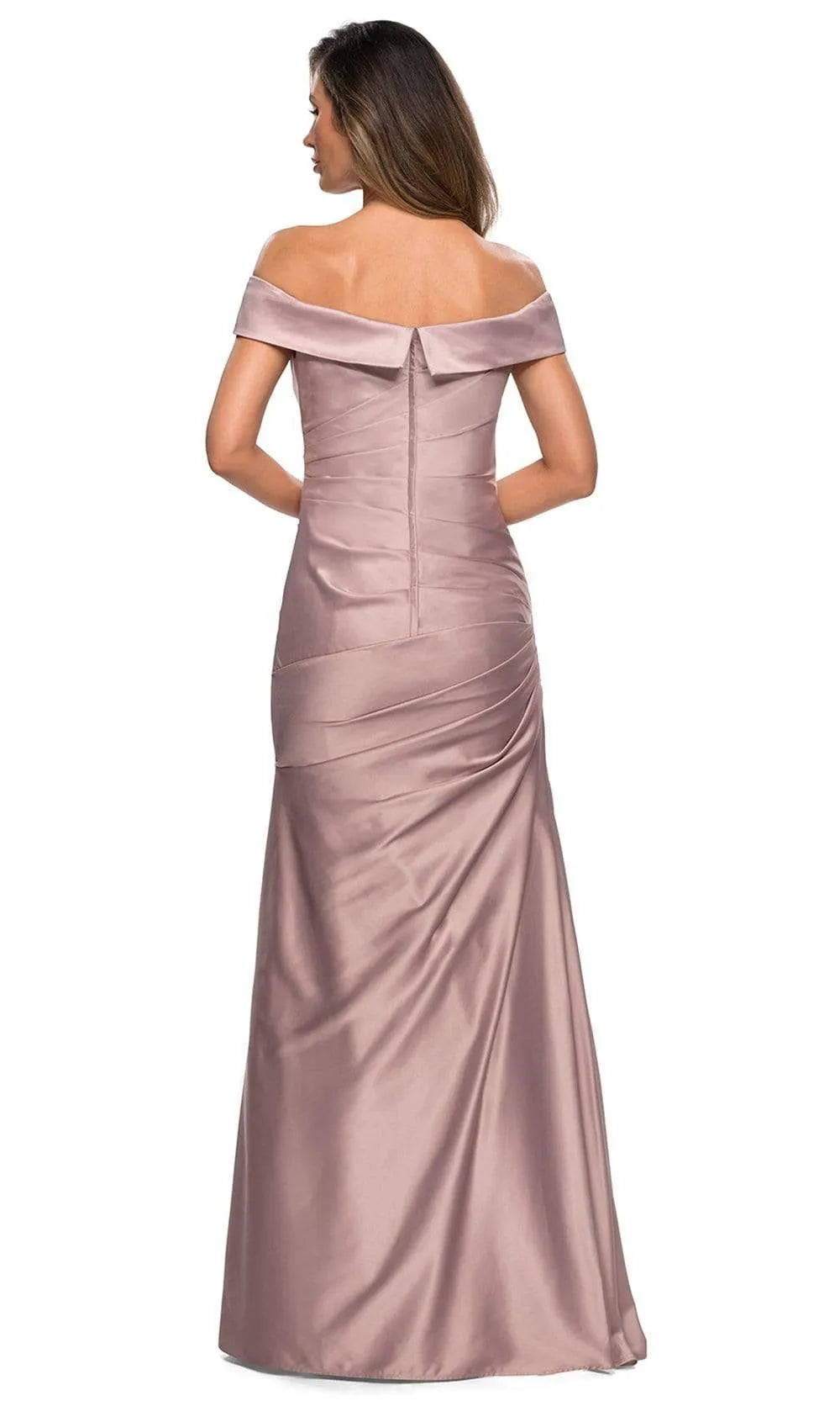 Dusty Rose Off - Shoulder Evening Dress with Draped Bodice and Mermaid Silhouette for Elegant Occasions