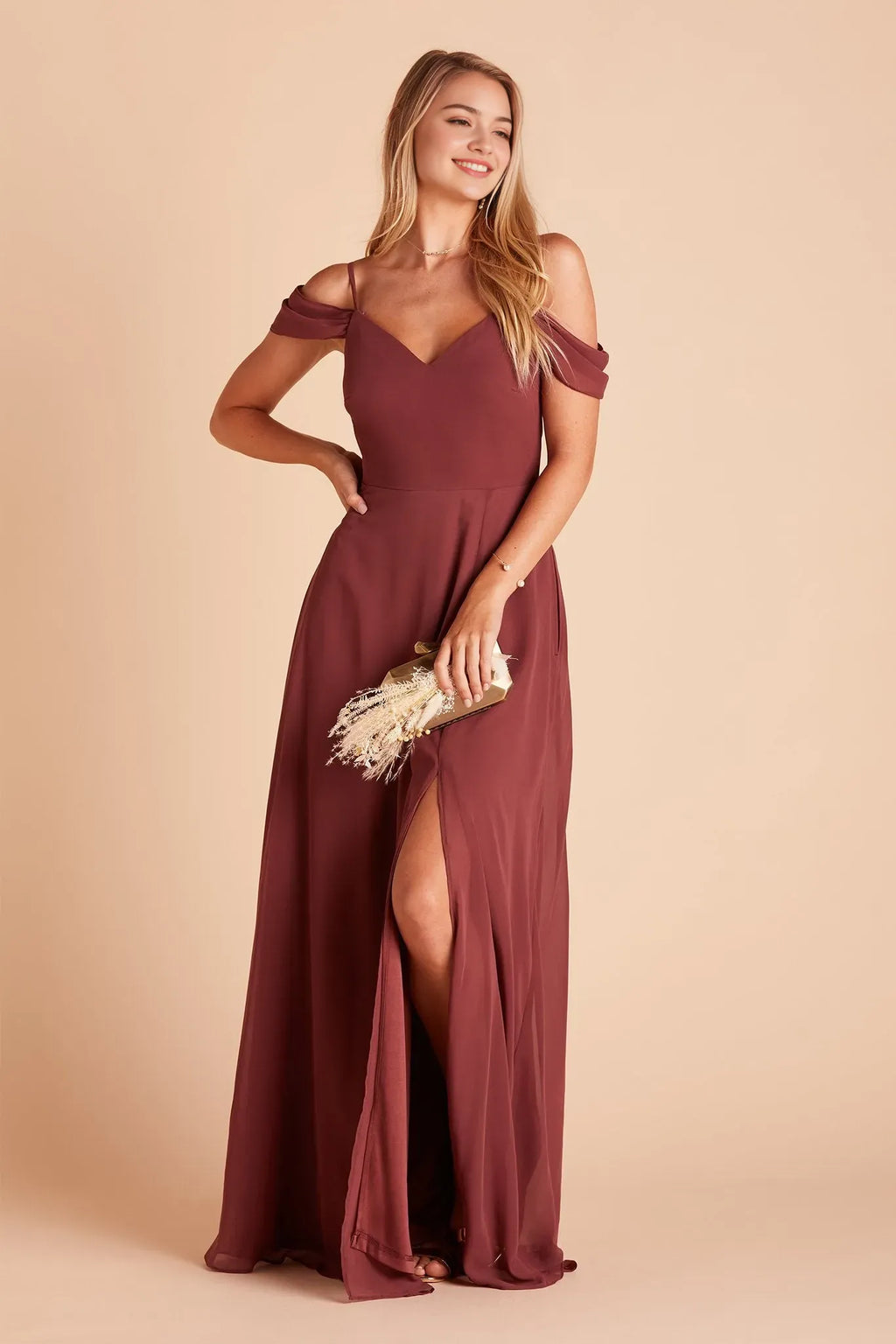 Burgundy Edgy Burgundy Cold Shoulder Prom Dress V Neck High Side Slit for Contemporary Runway - Inspi Formal Events